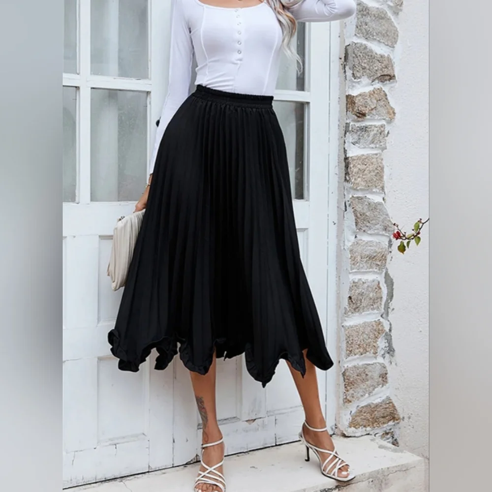 Black Pleated Asymmetrical Ruffle Hem Skirt- Size S - Picture 1 of 2